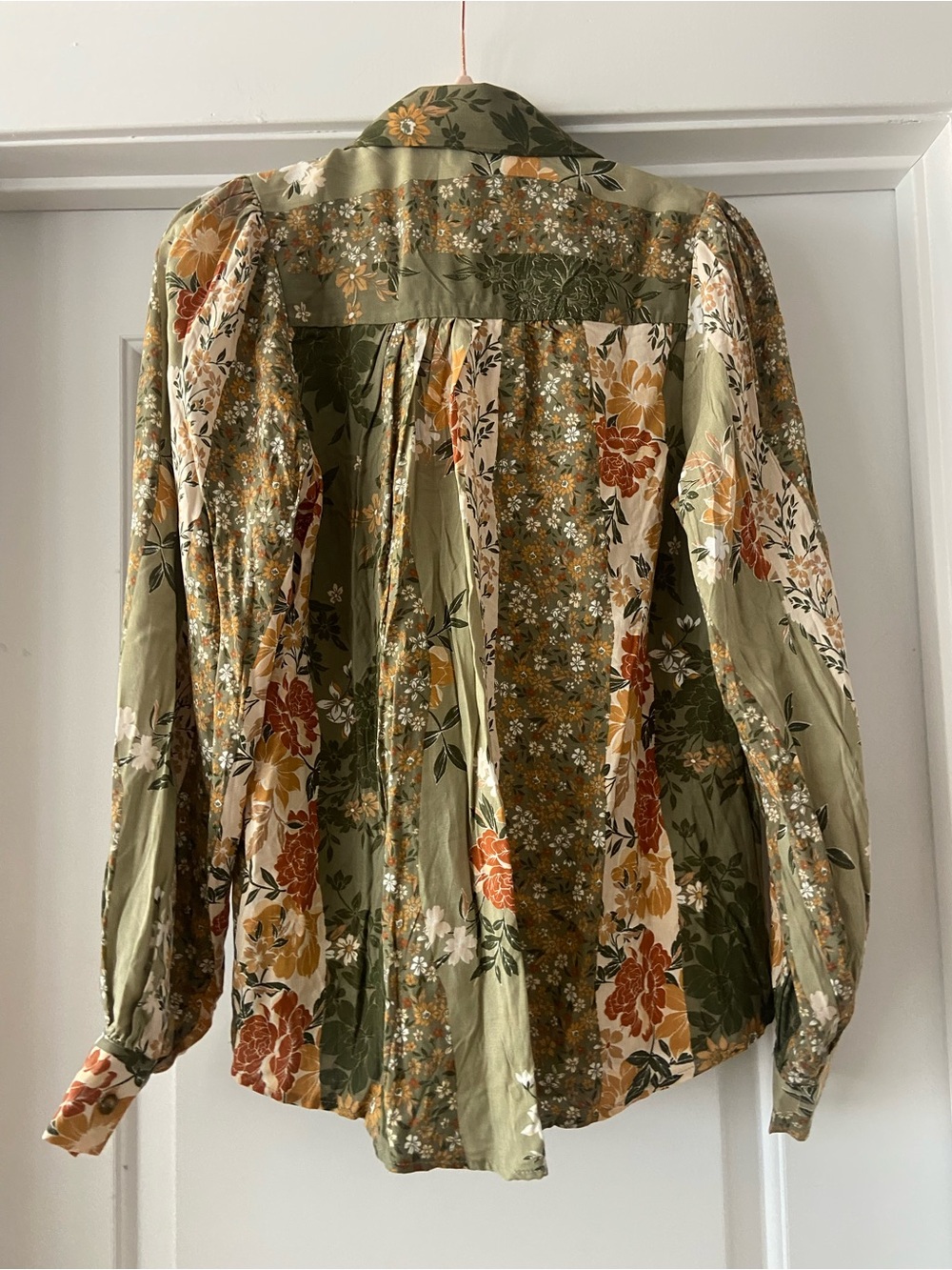 ✨ NWT Andrée by UNIT Floral Patchwork Button-Front Blouse - Picture 3 of 6